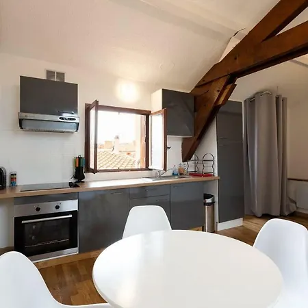 Apartment 7 - Tout Equipe, Fonctionnel - Carmes, *